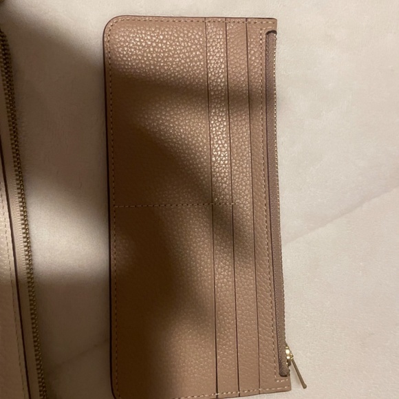 Coach Crossbody - NEW - Picture 3 of 6